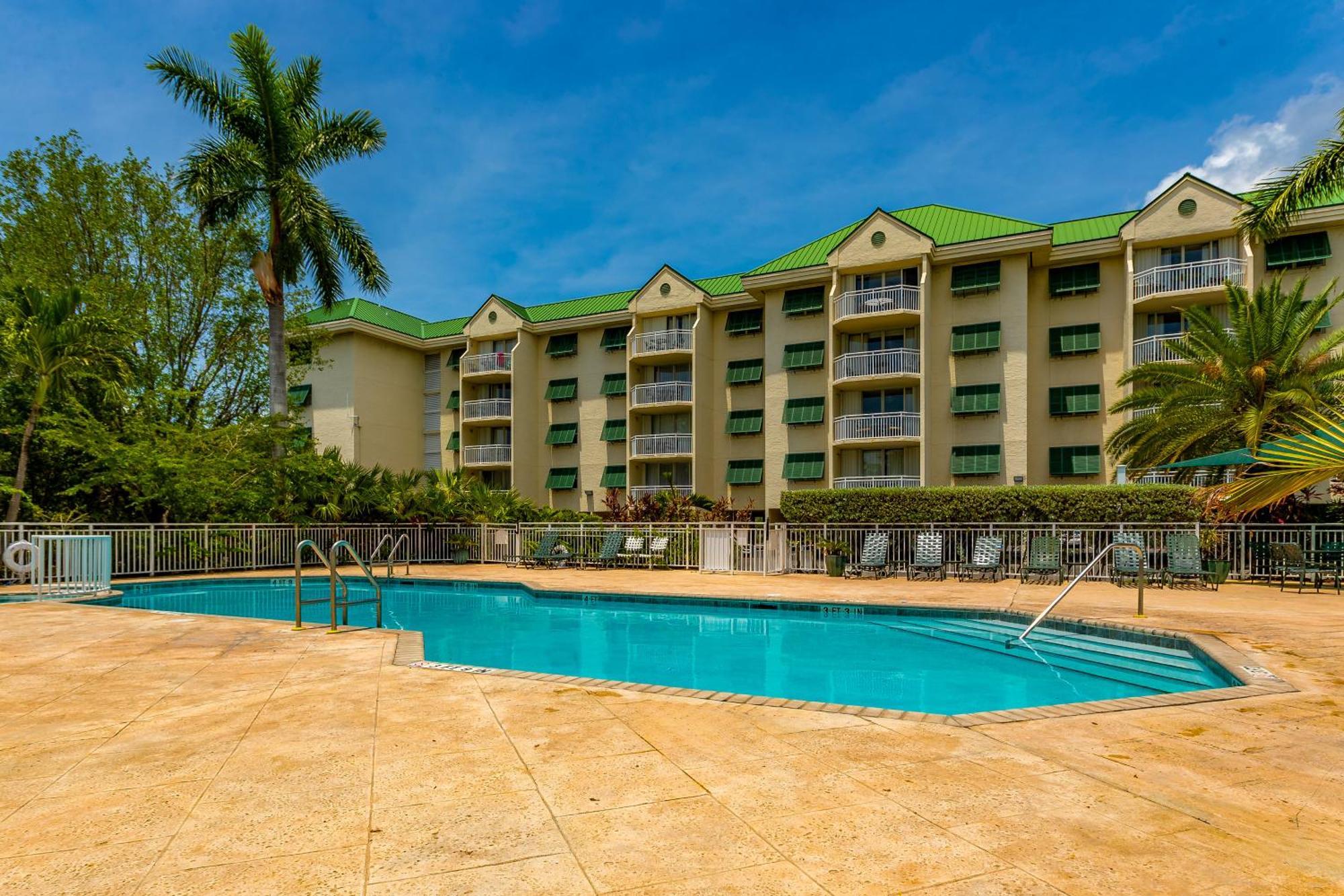 Sunrise Suites Saint Lucia Suite #201 Key West Bilik gambar
