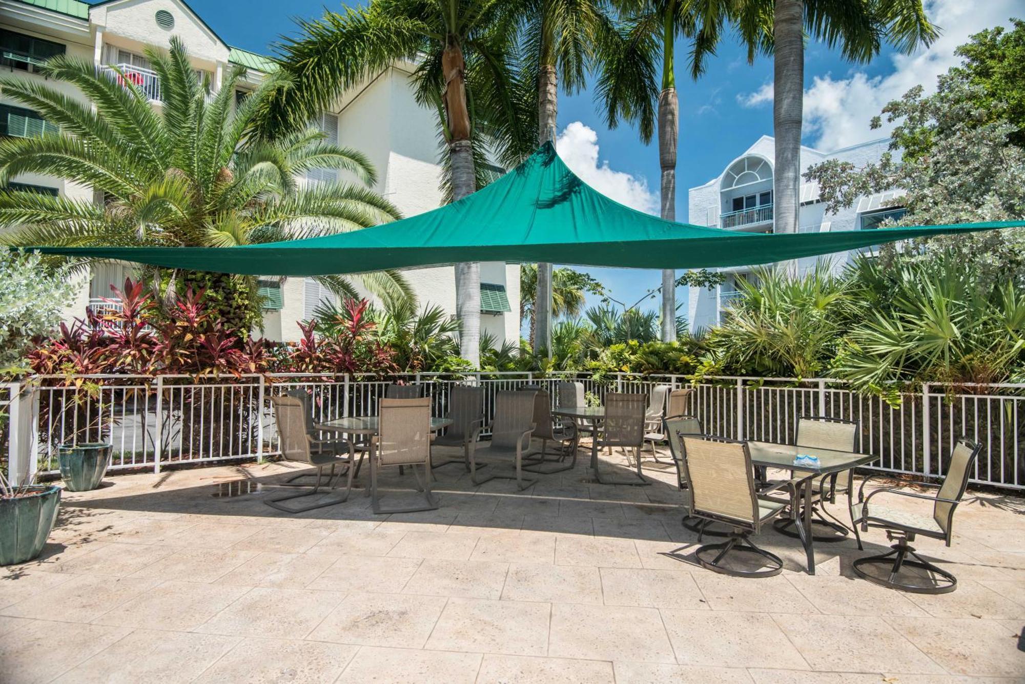Sunrise Suites Saint Lucia Suite #201 Key West Bilik gambar
