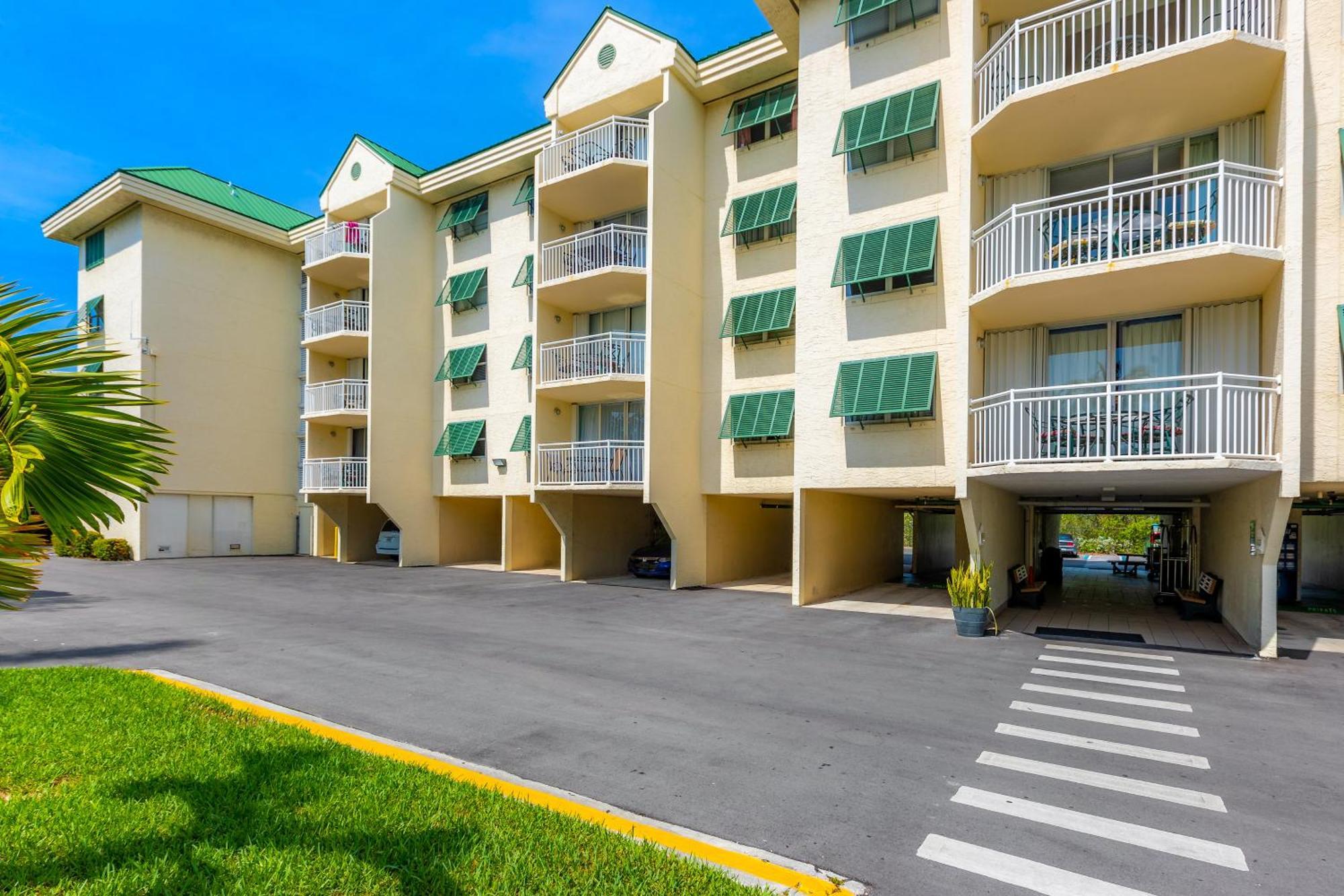 Sunrise Suites Saint Lucia Suite #201 Key West Bilik gambar
