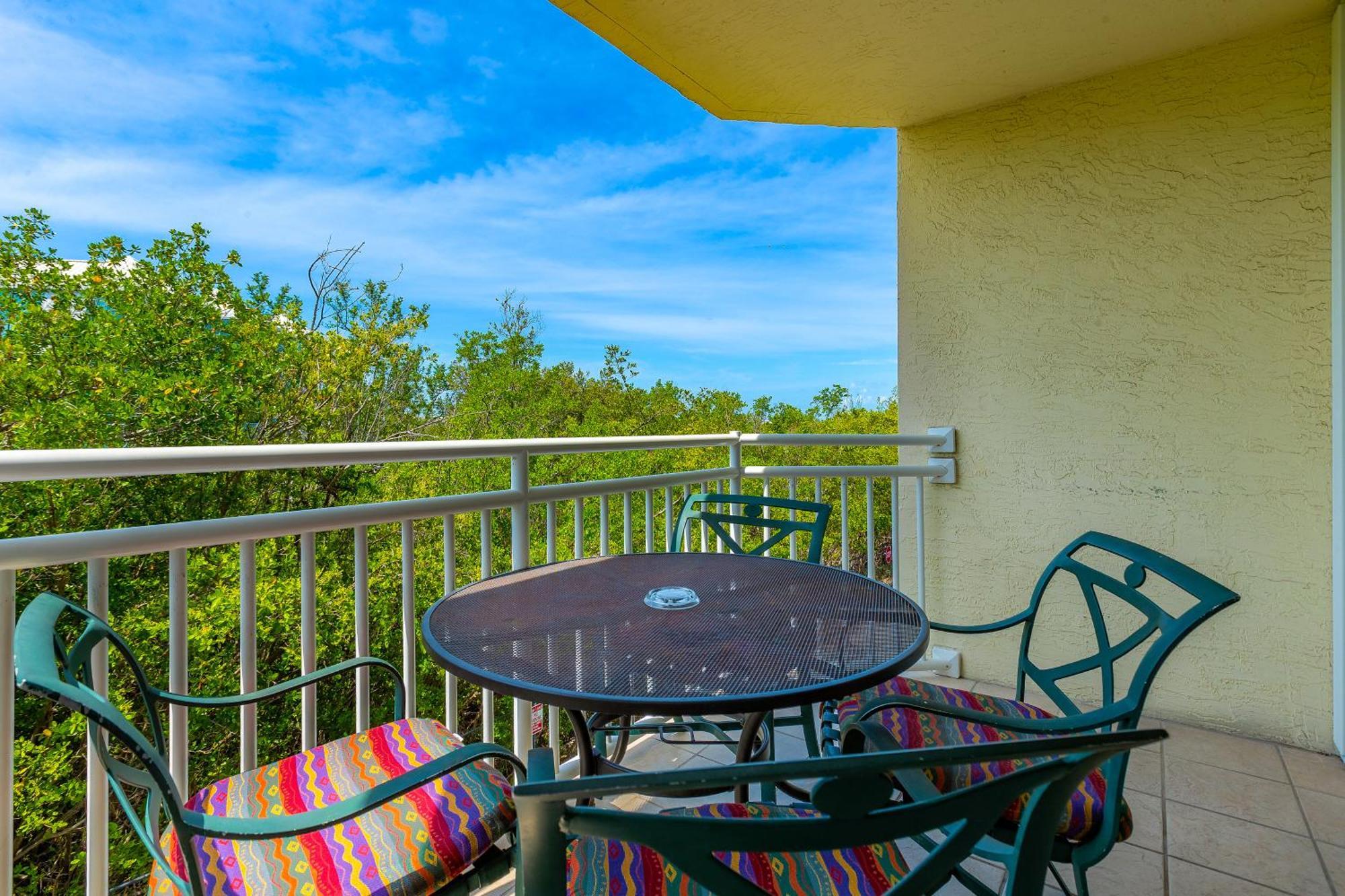 Sunrise Suites Saint Lucia Suite #201 Key West Bilik gambar